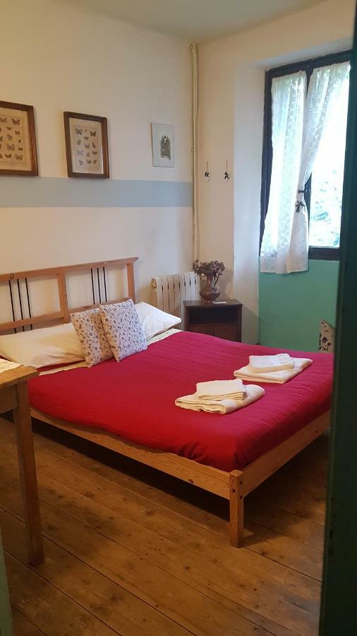 B&B Il Gatto Nero Castelveccana Ngoại thất bức ảnh